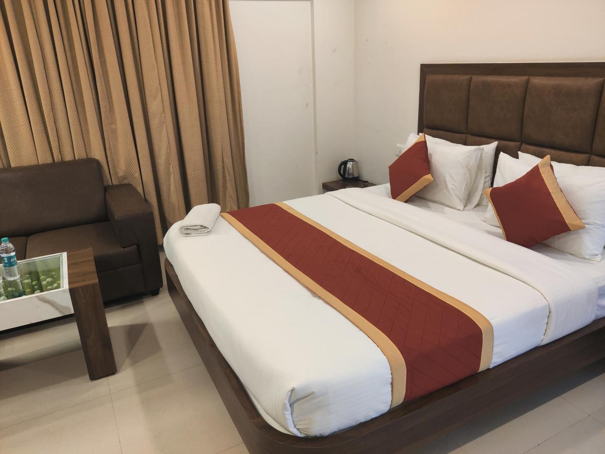 Relax Inn Dod Jala Bagian luar foto